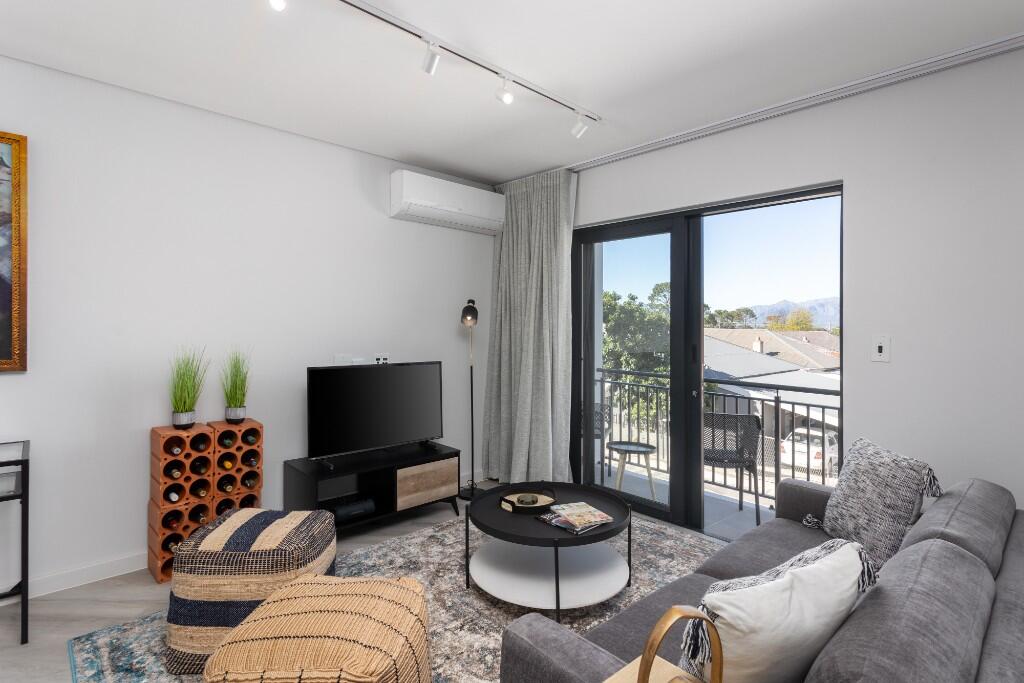 Main image of property: Paarl, Western Cape
