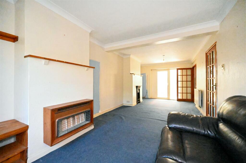 5 bedroom semidetached house for sale in Flansham Lane, Felpham, PO22