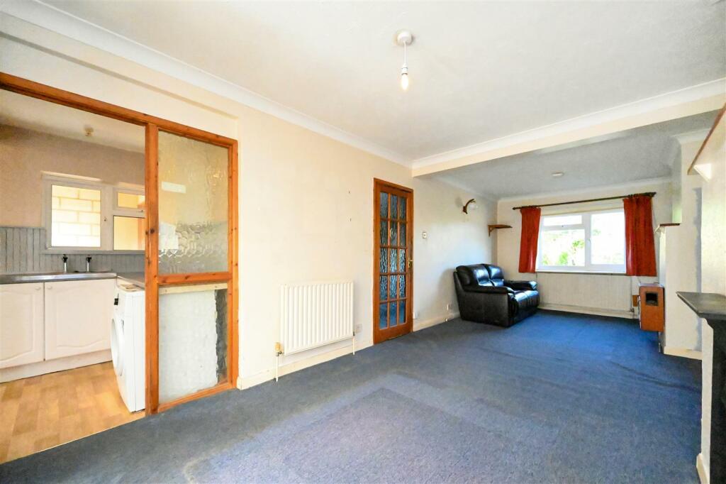 5 bedroom semidetached house for sale in Flansham Lane, Felpham, PO22