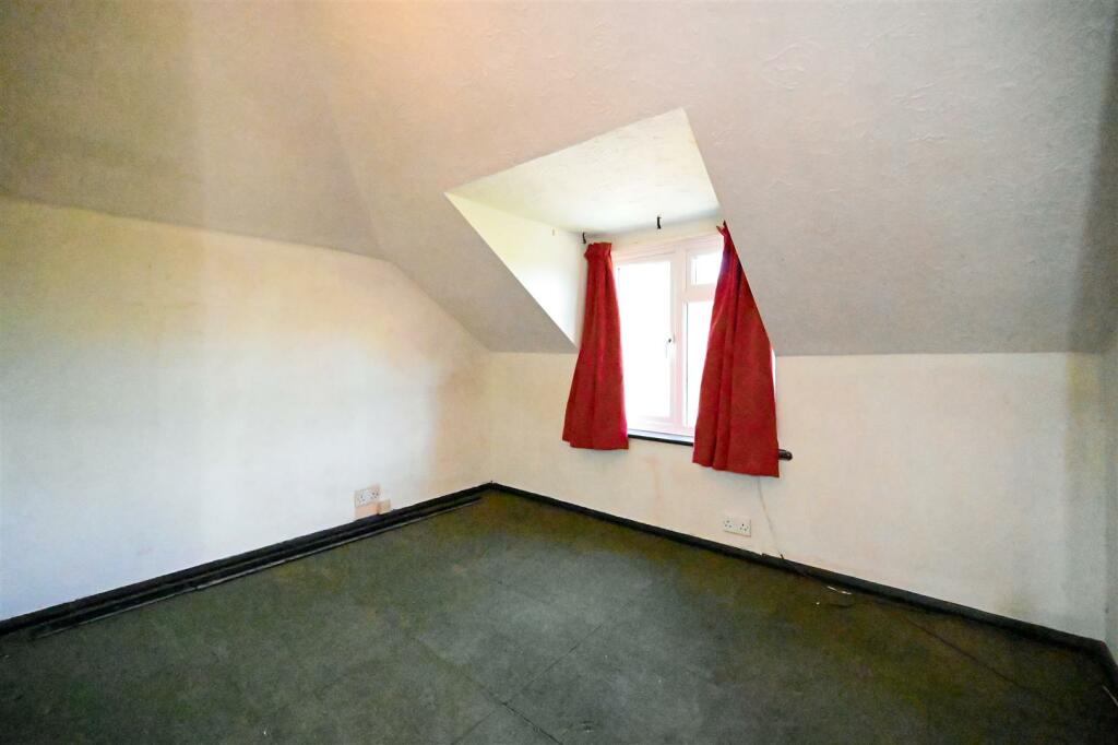 5 bedroom semidetached house for sale in Flansham Lane, Felpham, PO22