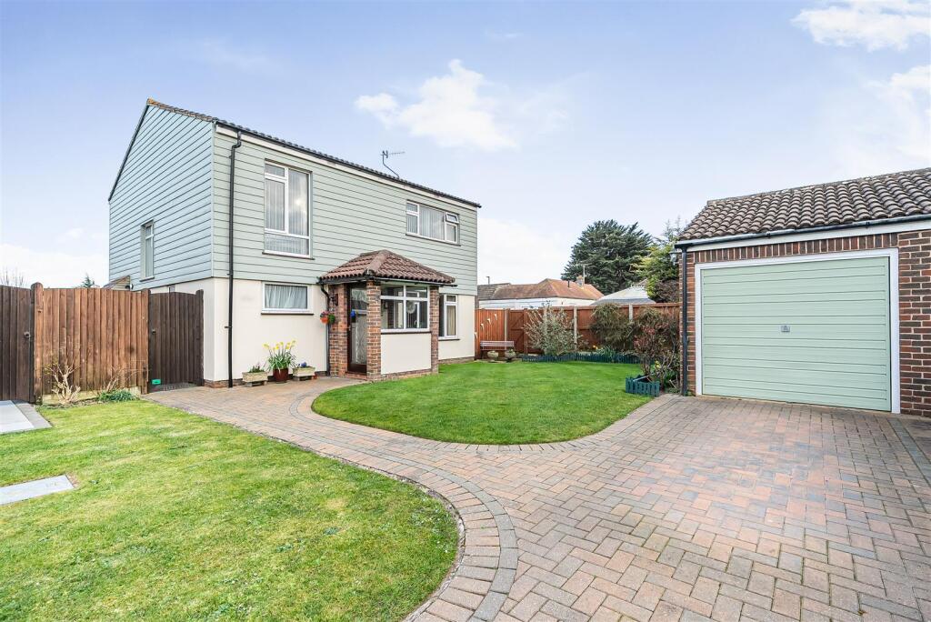 Main image of property: Guernsey Farm Lane, Felpham