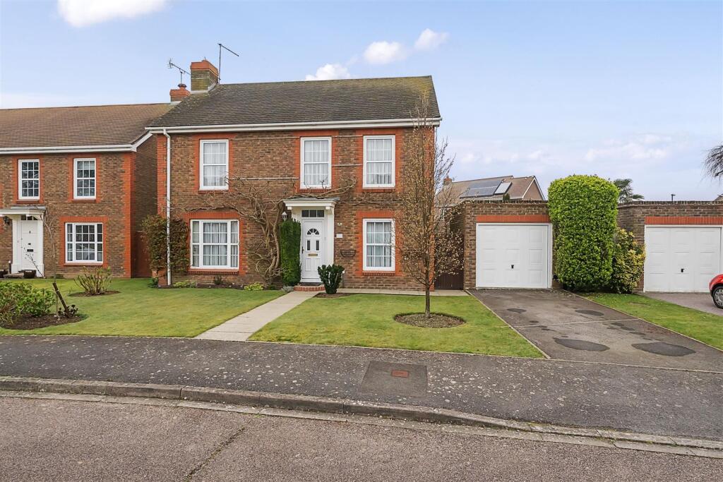 Main image of property: Aldbourne Drive, Bognor Regis
