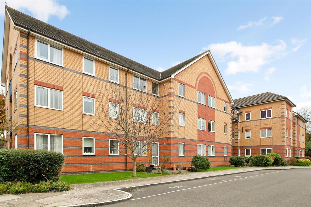 Main image of property: Hambledon Place, Bognor Regis
