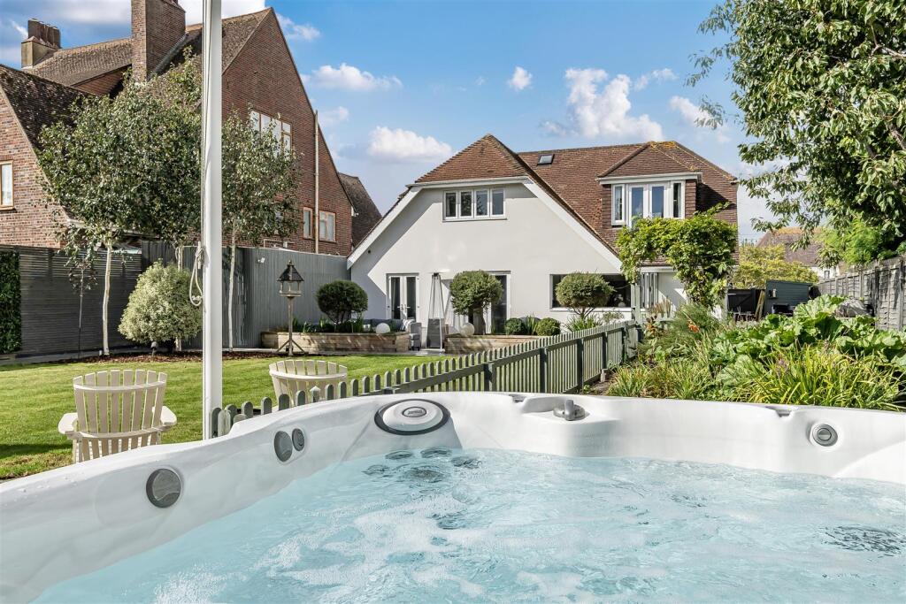 Main image of property: East Close, Middleton-On-Sea