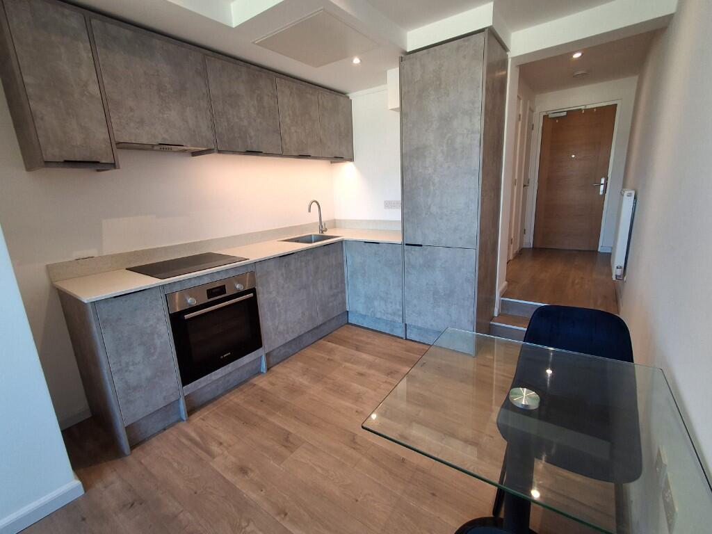 Main image of property: Alma Street, Luton, Bedfordshire, LU1