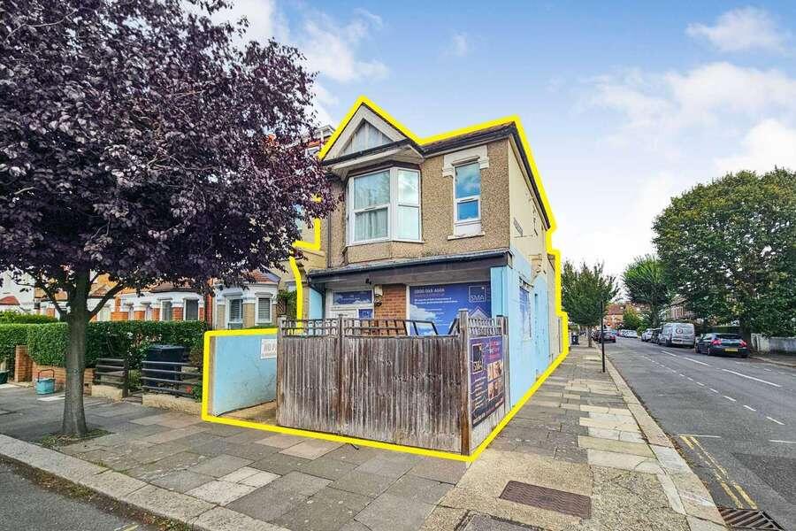 Main image of property: 84 Westfield Road, 84 Westfield Road, London