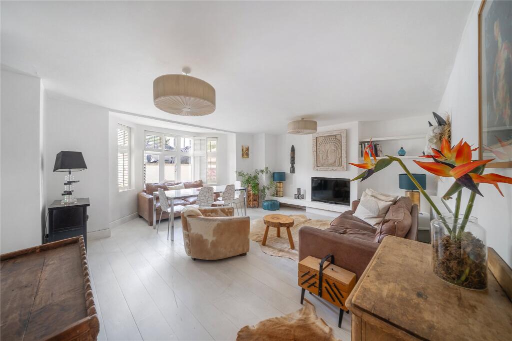 Main image of property: Park Hill, London, SW4