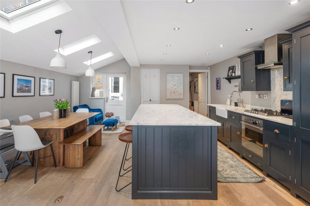 Main image of property: Lynette Avenue, London, SW4