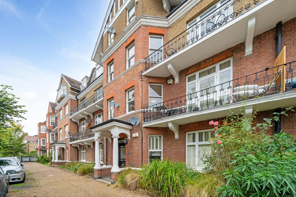 2 bedroom apartment for rent in Cavendish Gardens, Clapham, SW4