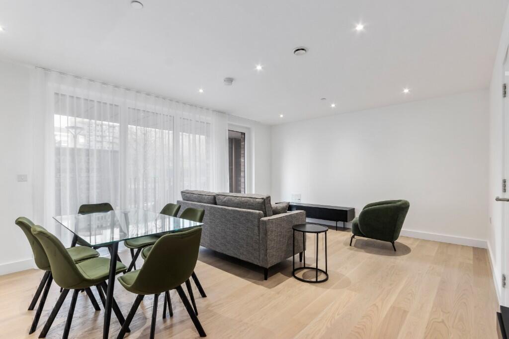 Main image of property: Quest House, Woolmore Street, E14