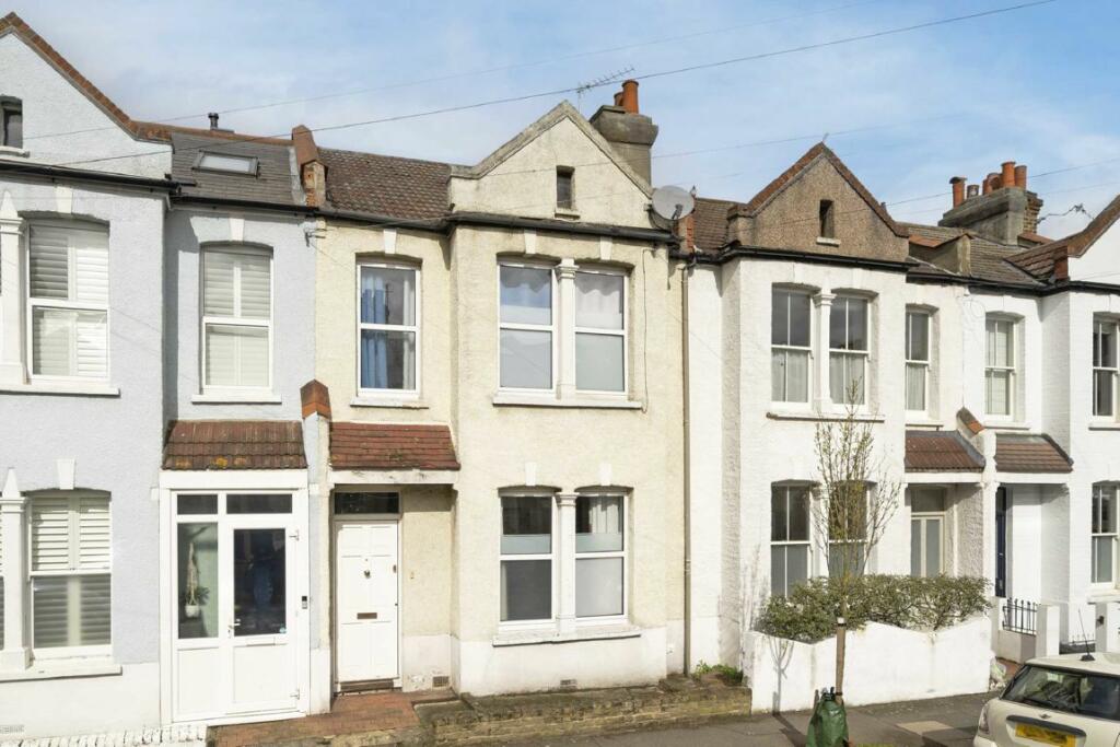 2 bedroom house for sale in Fairlight Road, Tooting, SW17