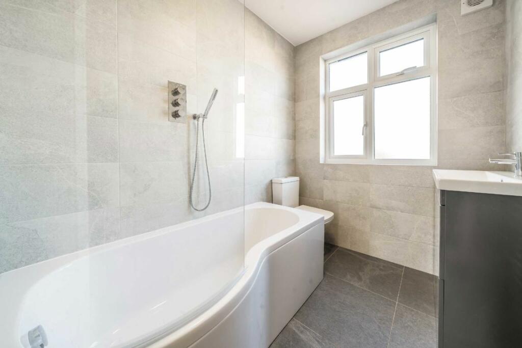 Additional property image - Bond Road, Mitcham