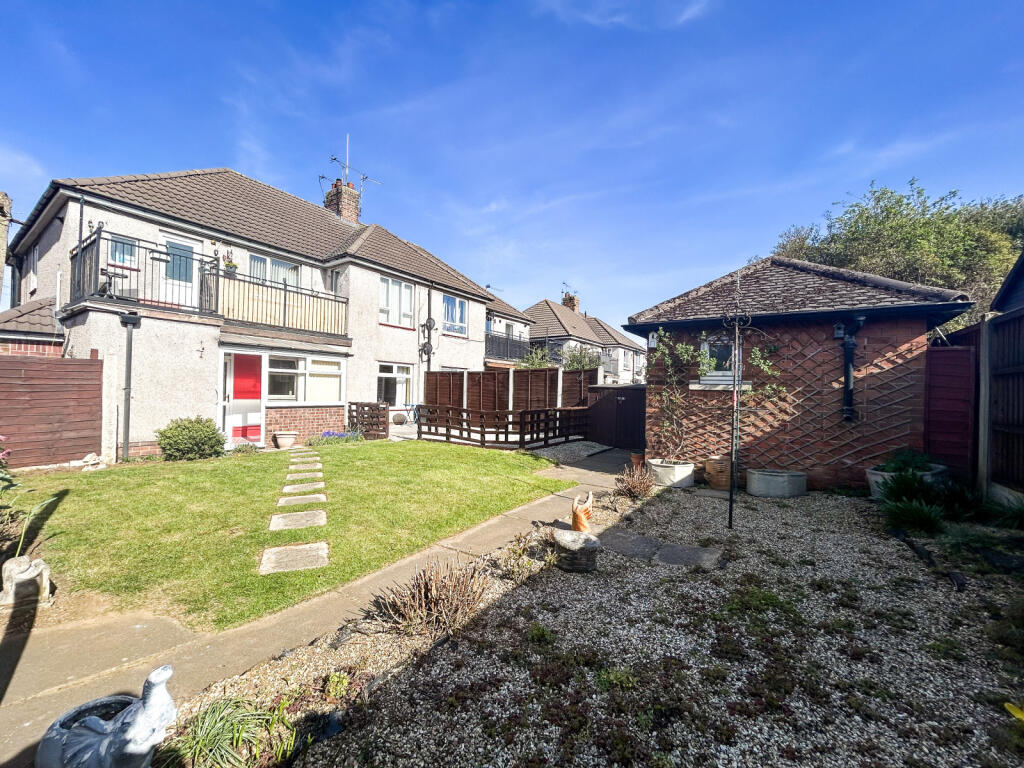Main image of property: Queensway, Scunthorpe, North Lincolnshire, DN16