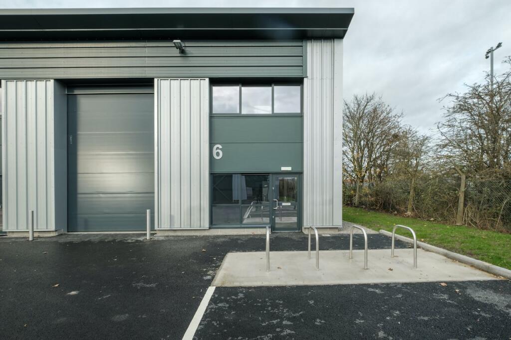Light industrial facility for sale in Unit 6 Evolution Business Park
