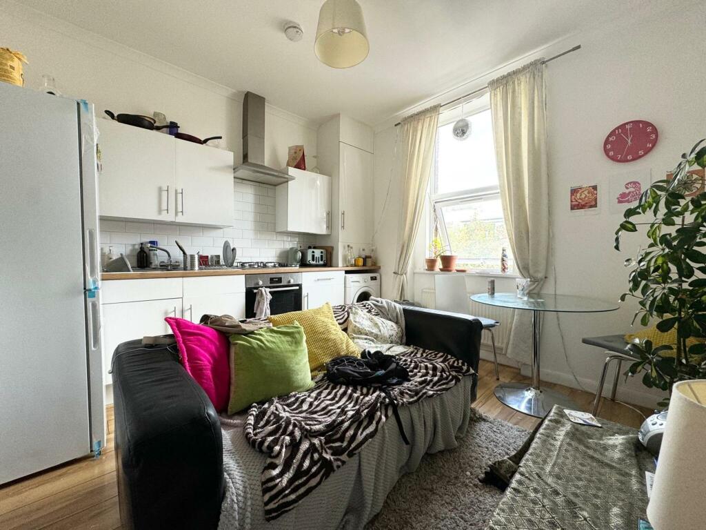 Main image of property: New Cross Road, SE14