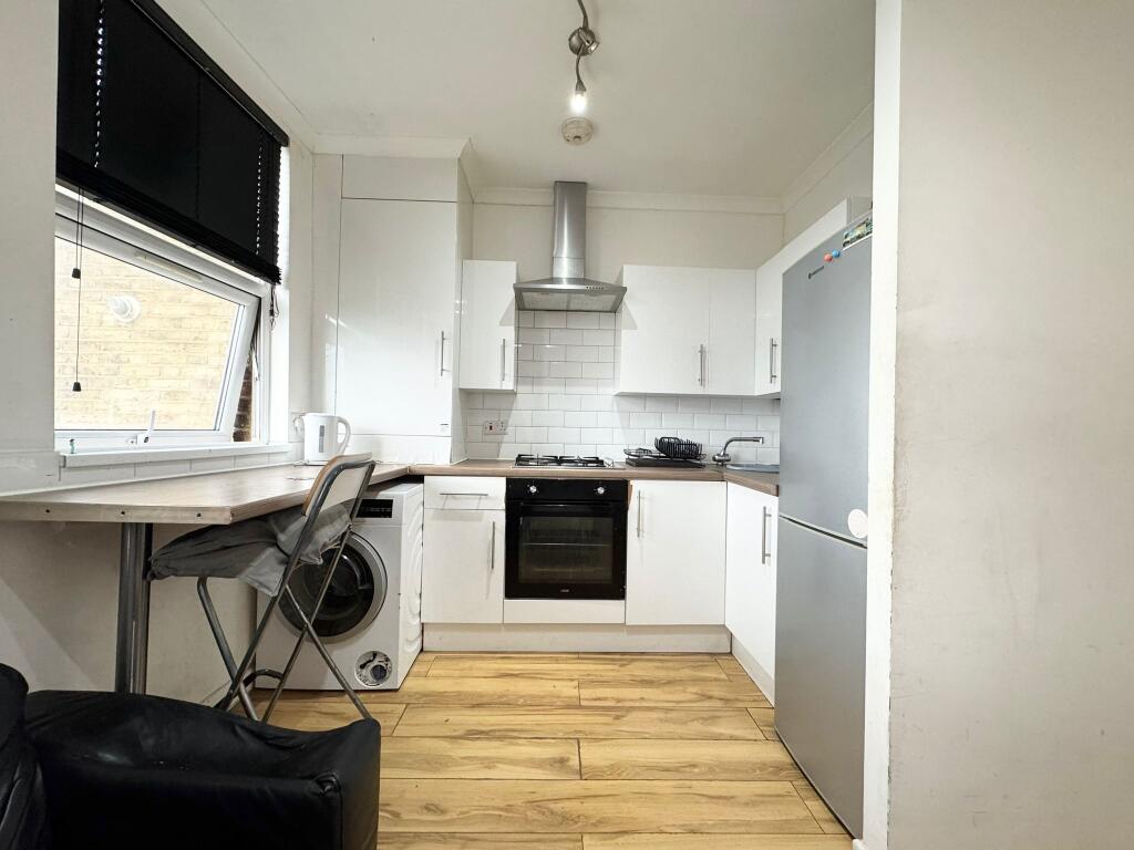 Main image of property: New Cross Road, SE14