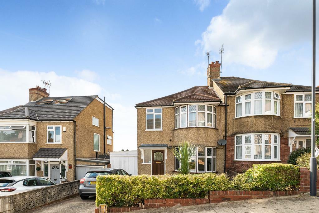 3 bedroom semi-detached house