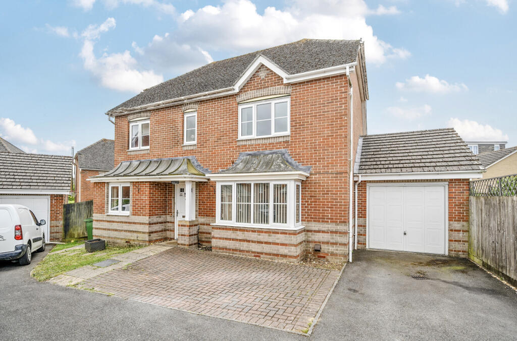 Main image of property: Wiltshire Crescent, Basingstoke, Hampshire, RG22