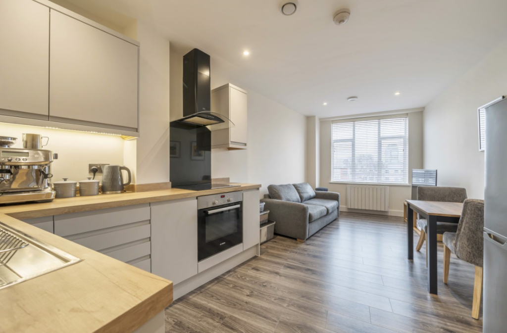 Main image of property: The Feathers Apartments, Feathers Yard, RG21