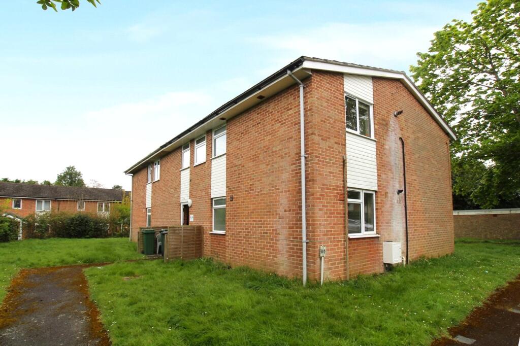 Main image of property: Longcroft Road, Kingsclere, Newbury, Hampshire, RG20