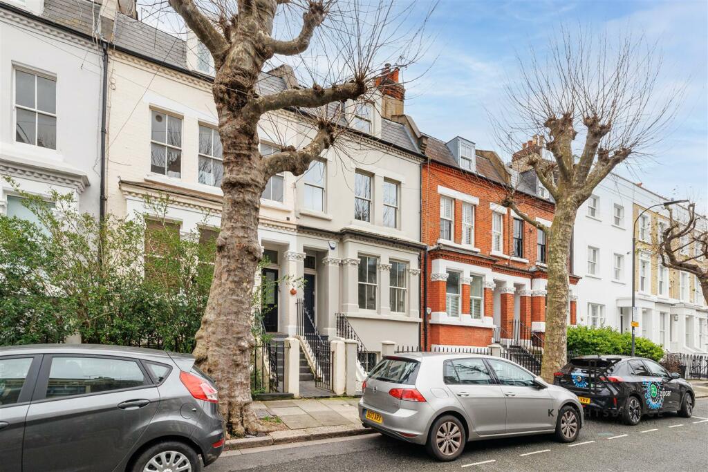 5 bedroom house for sale in Barclay Road, Fulham, SW6