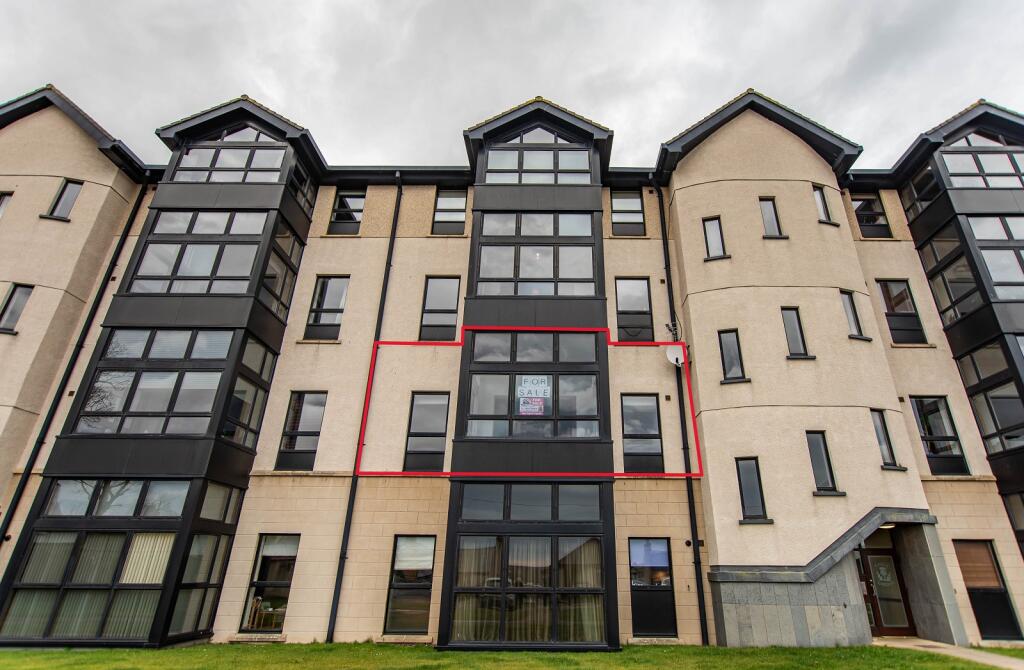 Main image of property: Castle Gardens, Barrock Street, Thurso, Highland. KW14 7GZ