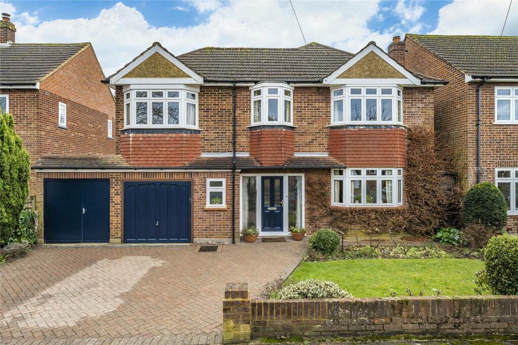 4 bedroom detached house for sale in The Avenue, Laleham, Staines Upon