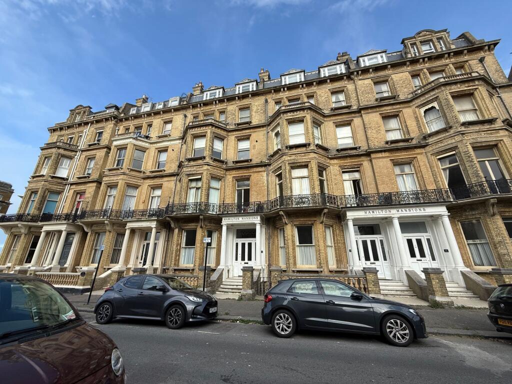 Main image of property: Hamilton Mansions, 17-19 Kings Gardens, BN3