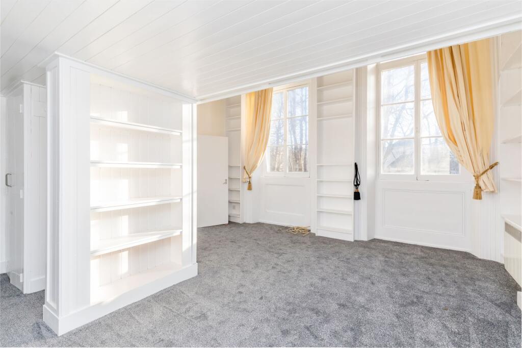 Main image of property: Norfolk Terrace, Brighton, BN1