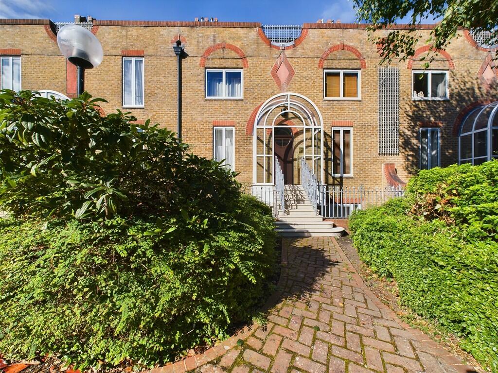 Main image of property: Carillon Court, Ealing W5