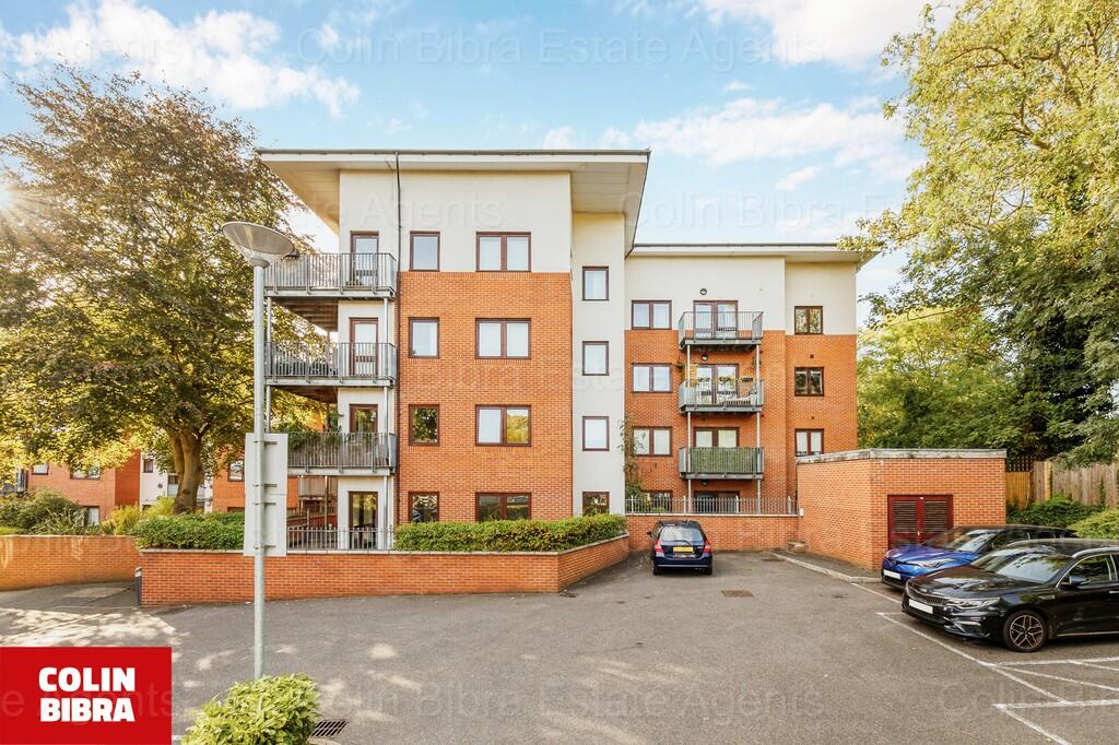 Main image of property: Gunnersbury Lane, London W3