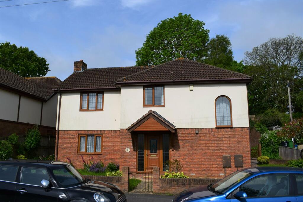 4 bedroom detached house for sale in East Budleigh Road, Budleigh