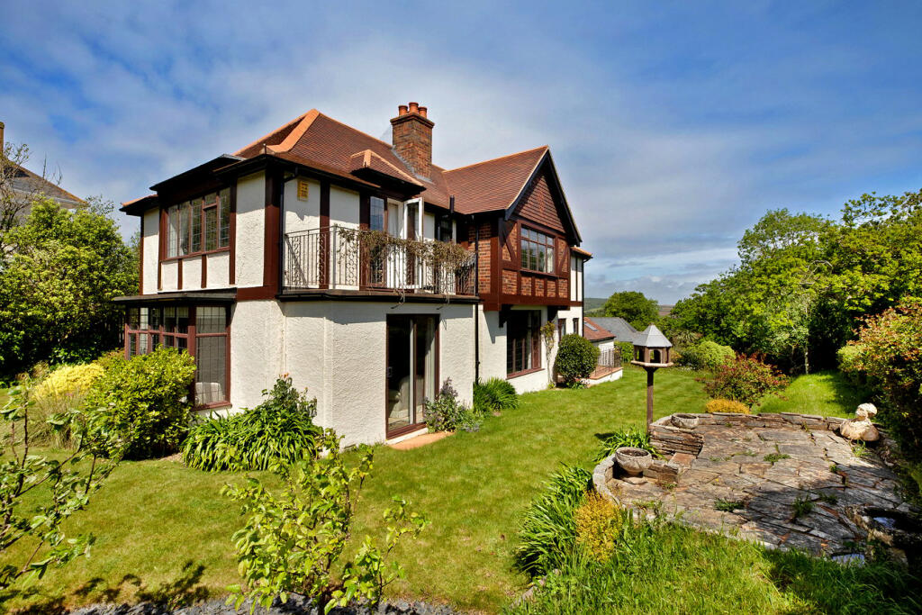 4 bedroom detached house for sale in Northview Road, Budleigh Salterton