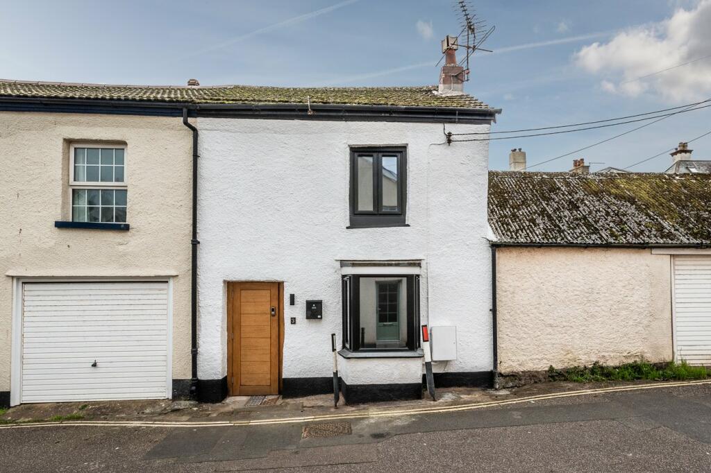Main image of property: 3 Queen Street, BUDLEIGH SALTERTON, EX9