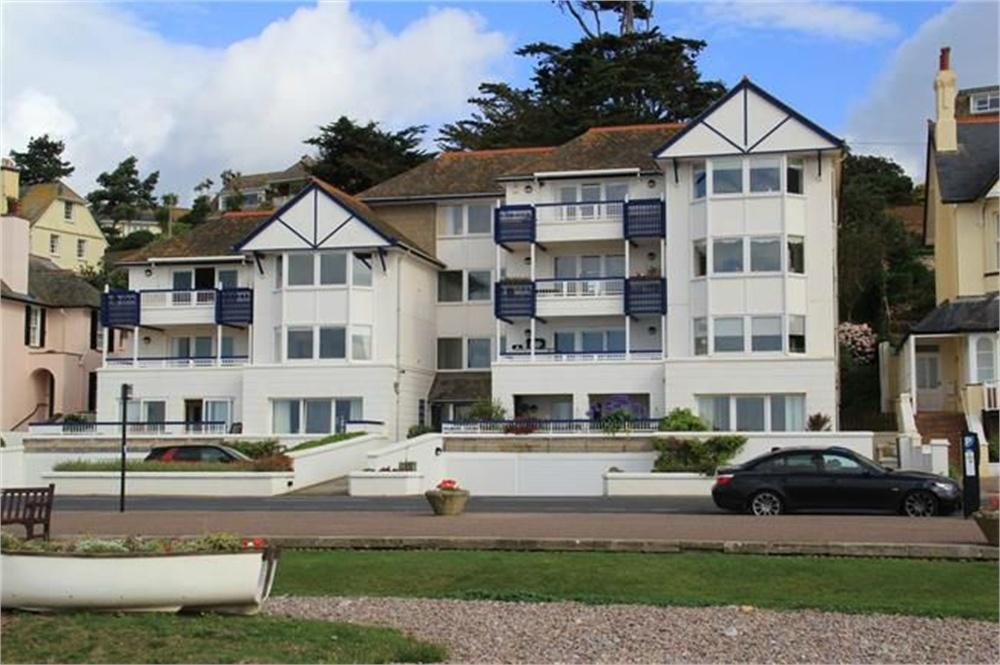 3 bedroom flat for rent in Budleigh Salterton, Devon, EX9