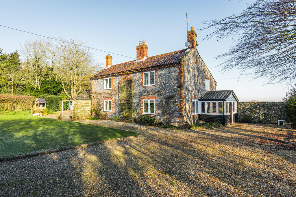 3 bedroom detached house for sale in Wood Dalling, NR11