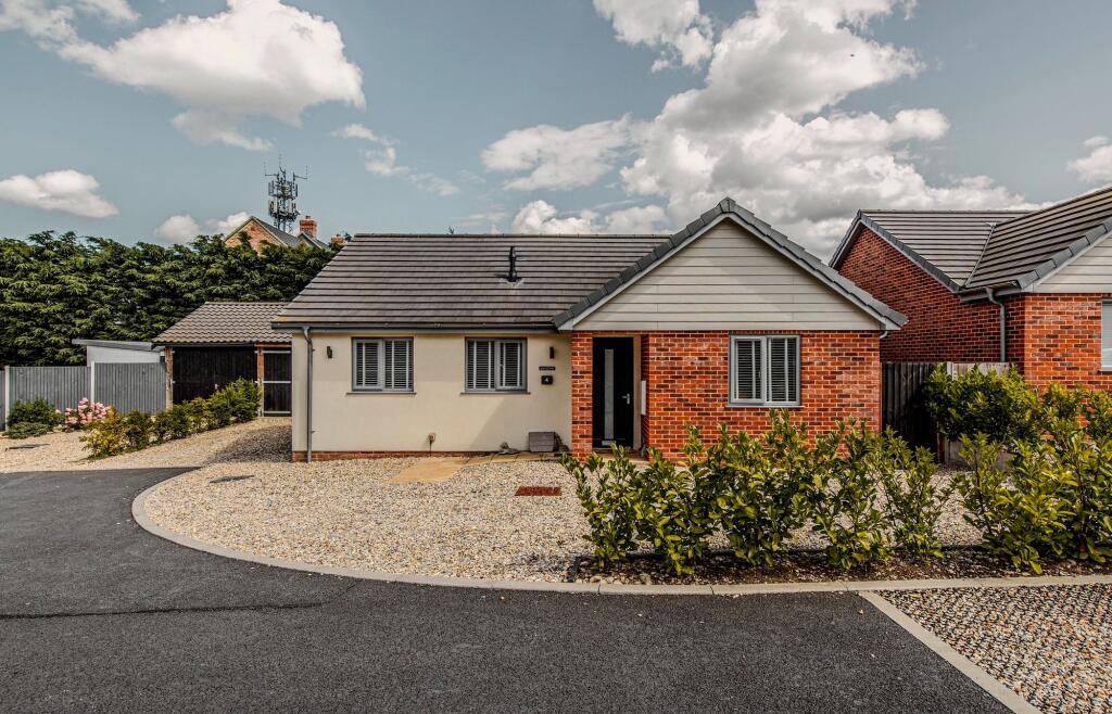 Main image of property: A Delightful, Modern and Highly Efficient Two-Bedroom Bungalow in Holt