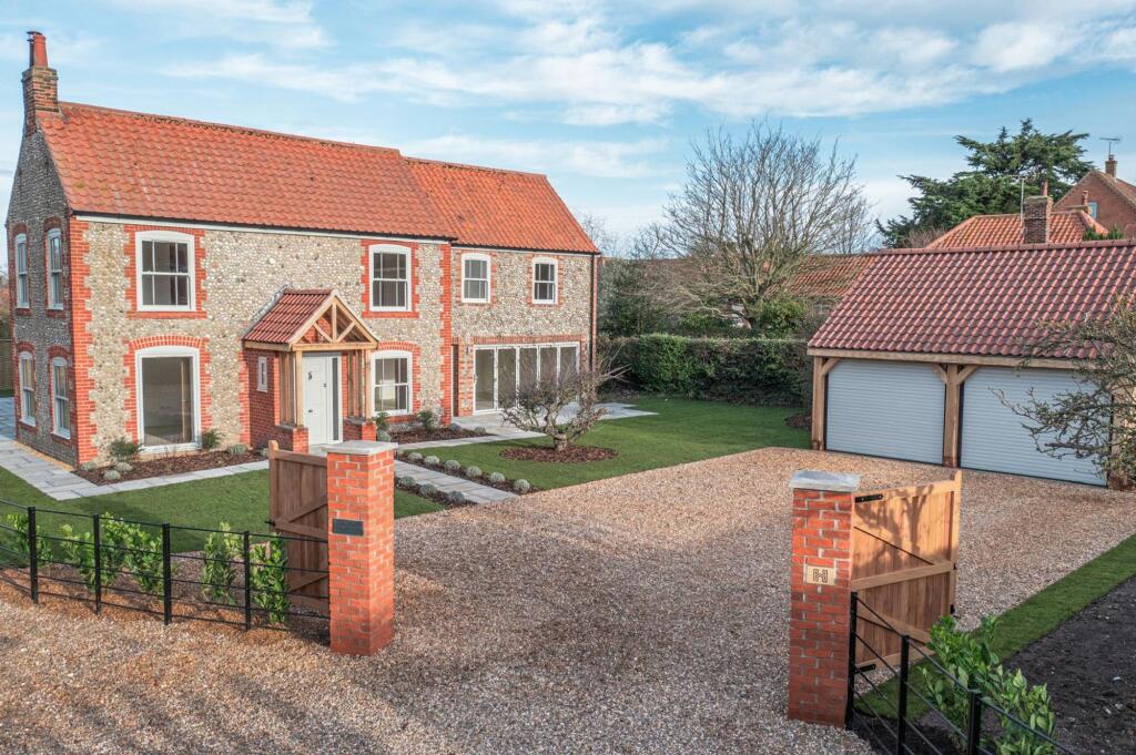 Main image of property: An exceptional detached home in Blakeney – a must-see!