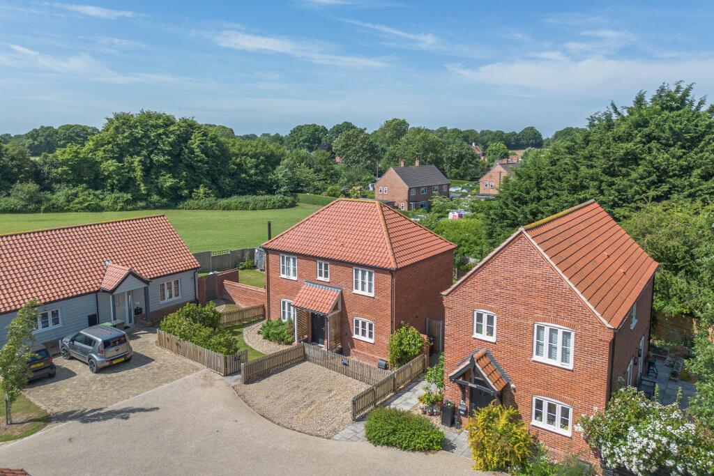 Main image of property: Modern Family Home with Garden and Cabin in Edgefield