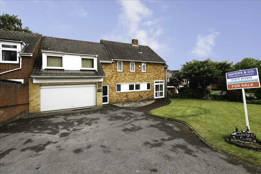 4 bedroom detached house for sale in Clover Close, 25 Blythe Road