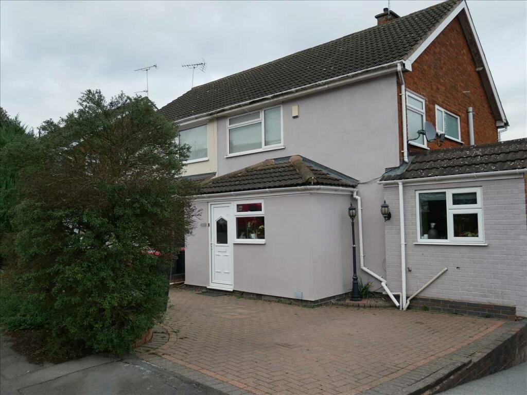 3 bedroom semidetached house for sale in Norton Road, Coleshill, B46