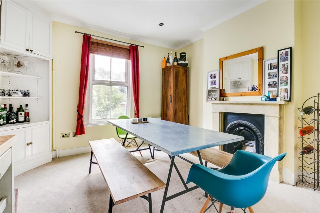 2 bedroom apartment for rent in Union Road, London, SW4