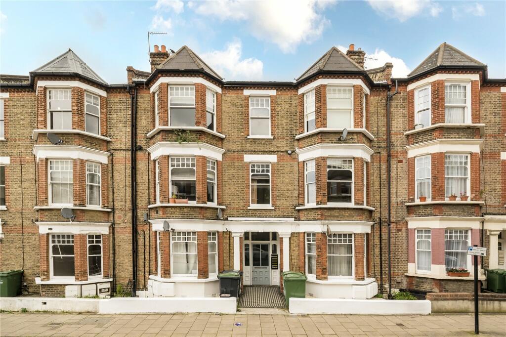 2 bedroom apartment for sale in Elmhurst Mansions, Edgeley Road, London