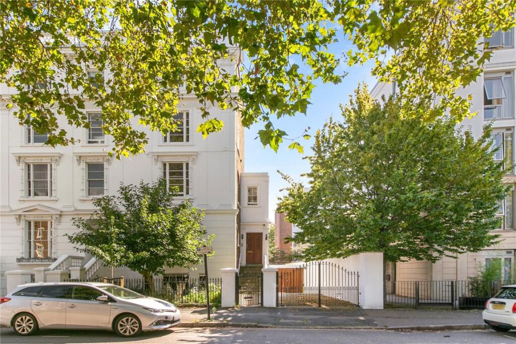 Main image of property: Grafton Square, Clapham