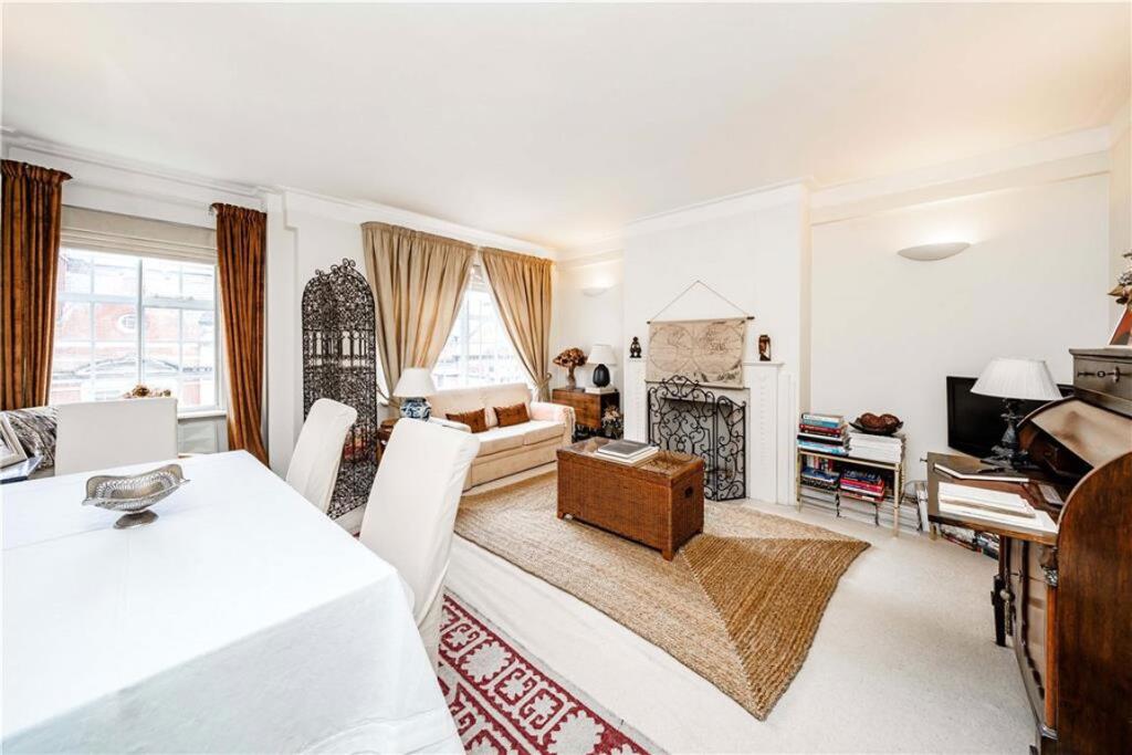 Main image of property: Kings Court North, London