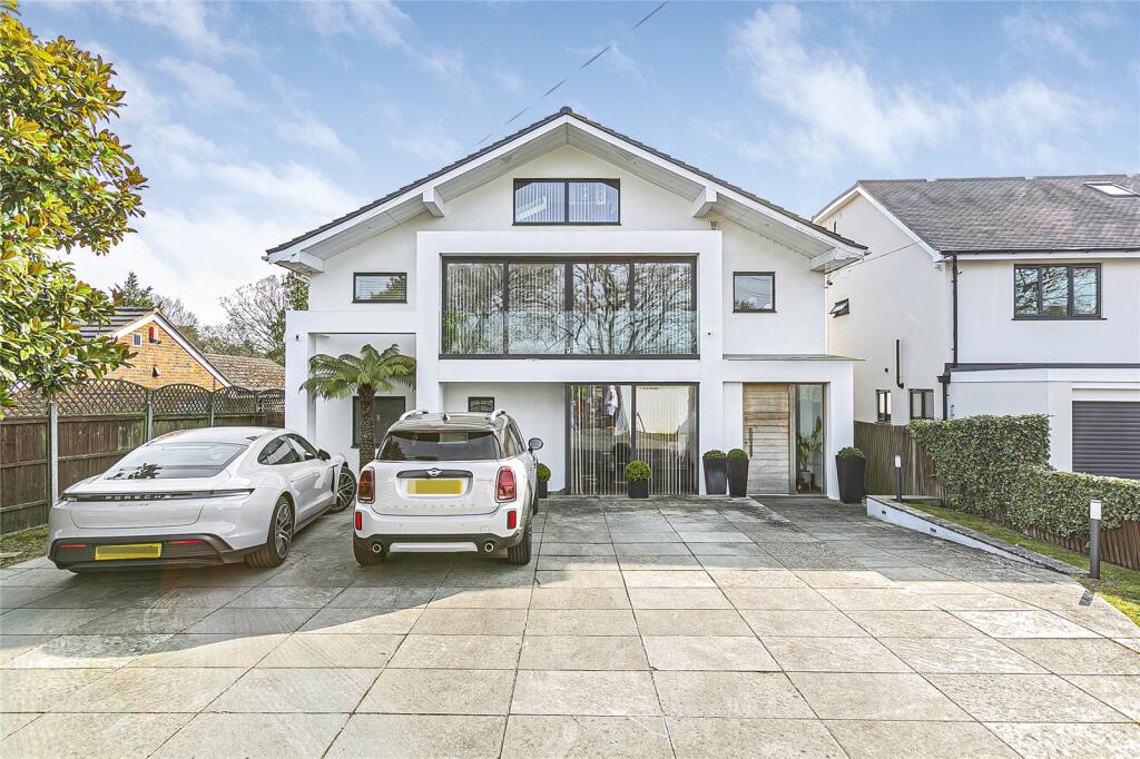 Main image of property: Barnet Gate Lane, Arkley, Hertfordshire, EN5