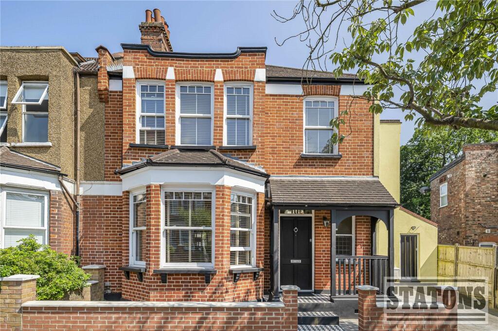 Main image of property: Fitzjohn Avenue, Barnet, EN5