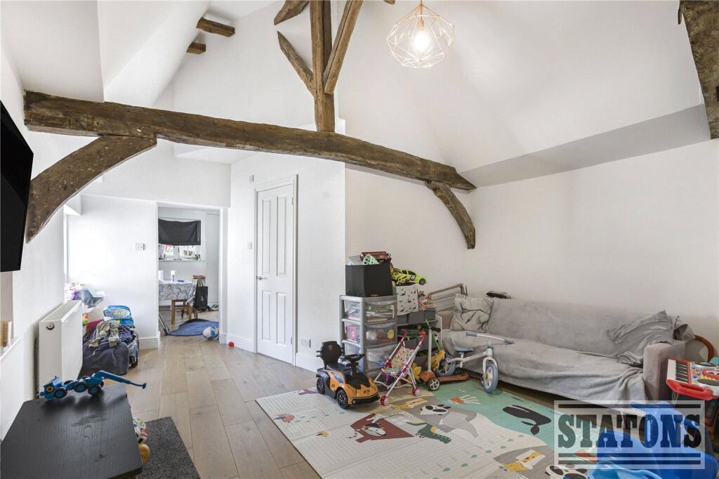 Main image of property: High Street, High Barnet, Hertfordshire, EN5