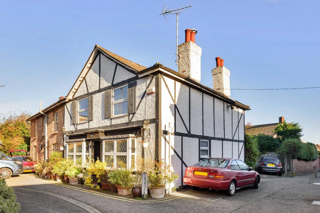 Main image of property: High Street, High Barnet, Hertfordshire, EN5