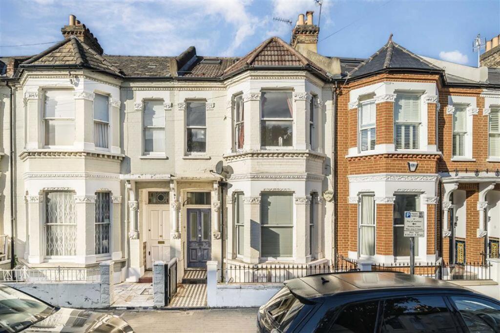 Main image of property: Mysore Road, Clapham Junction